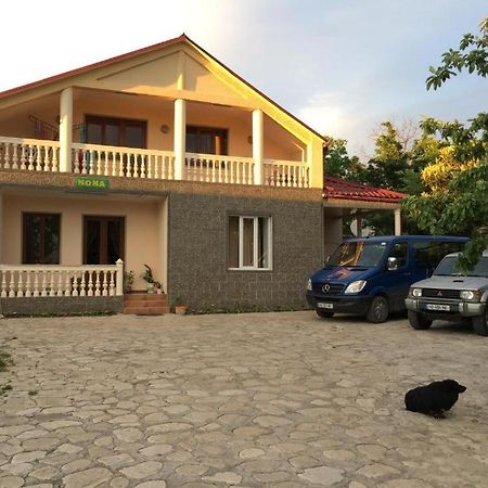 Nona Guest House Shilda Luaran gambar