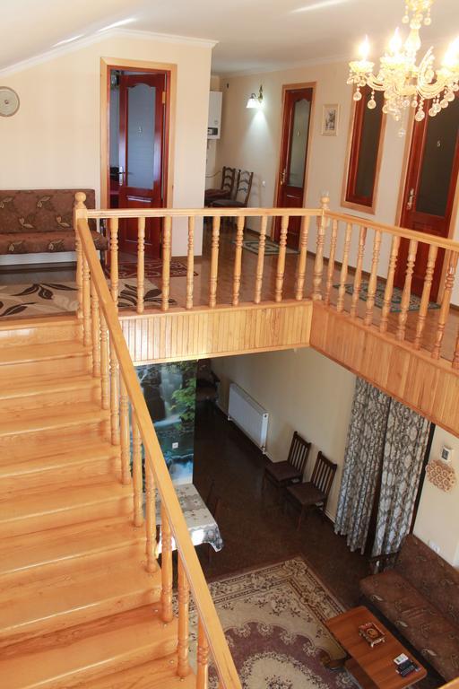 Nona Guest House Shilda Luaran gambar
