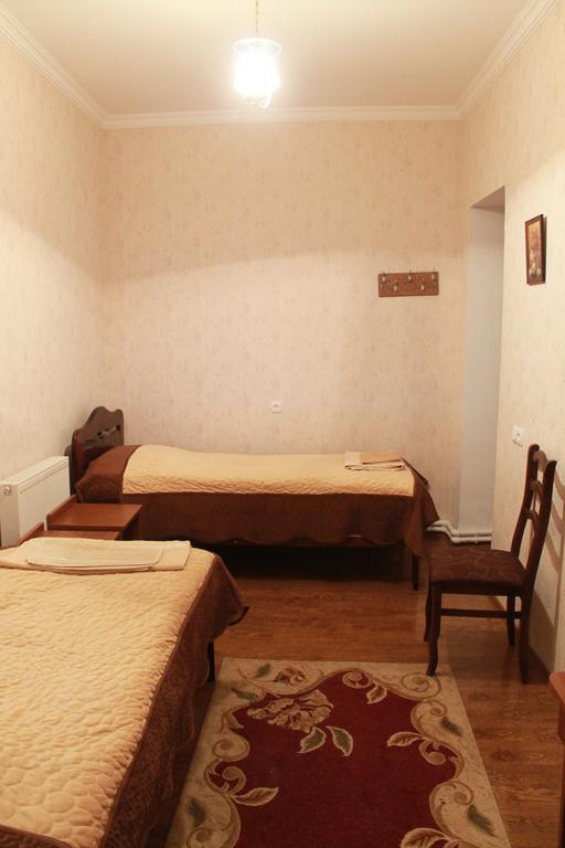 Nona Guest House Shilda Luaran gambar