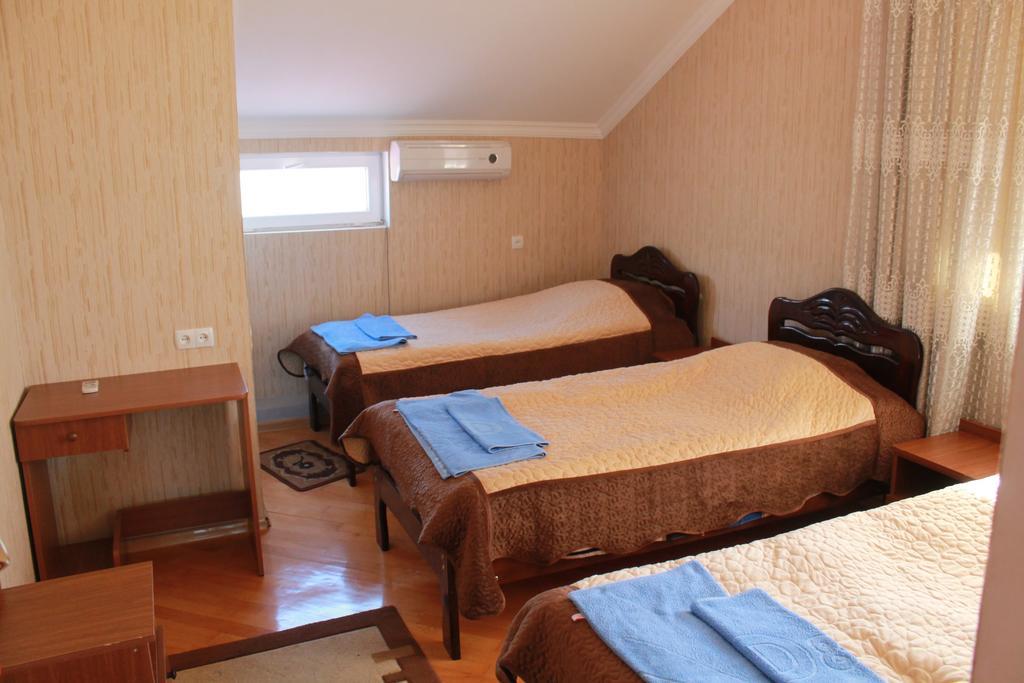 Nona Guest House Shilda Luaran gambar